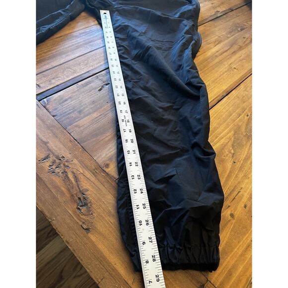 Vintage LL Bean Men’s Nylon Pants Size Medium Side Zip Windbreaker Hike USA - Picture 14 of 14